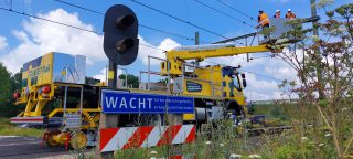 Hybride Stormobiel maakt einde aan ronkende diesel op het spoor