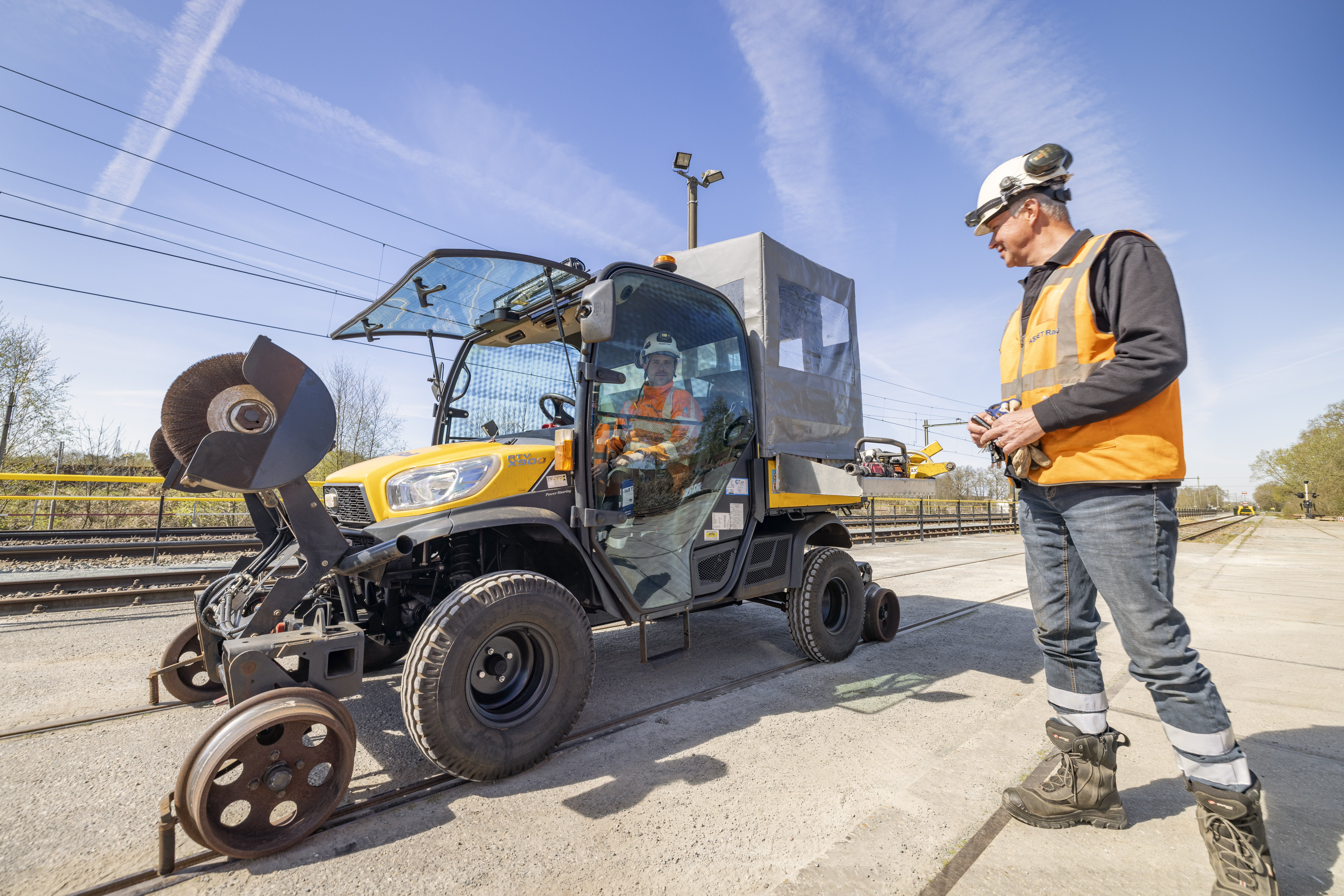 Railhog met borstels